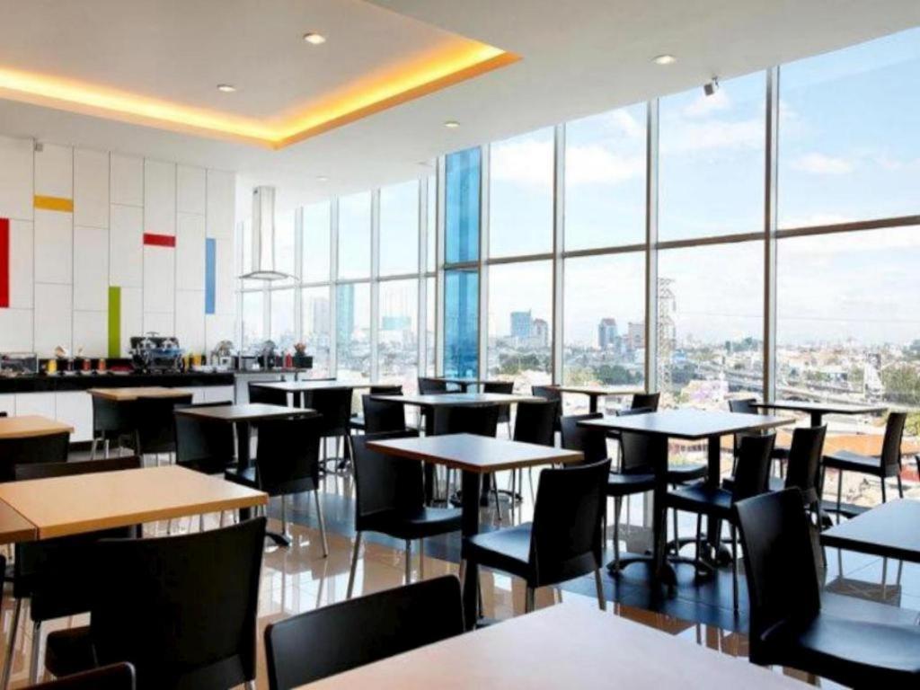 Amaris Hotel Seasons City Dżakarta Zewnętrze zdjęcie